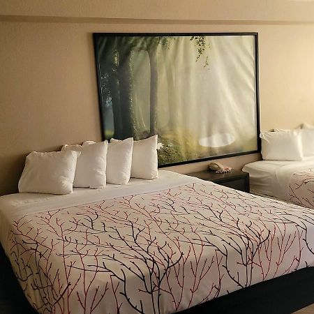 Rancho San Diego Inn & Suites El Cajon Εξωτερικό φωτογραφία