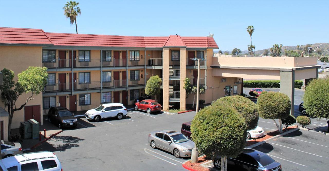 Rancho San Diego Inn & Suites El Cajon Εξωτερικό φωτογραφία
