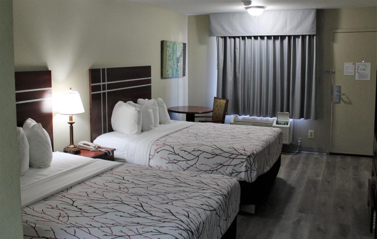 Rancho San Diego Inn & Suites El Cajon Εξωτερικό φωτογραφία