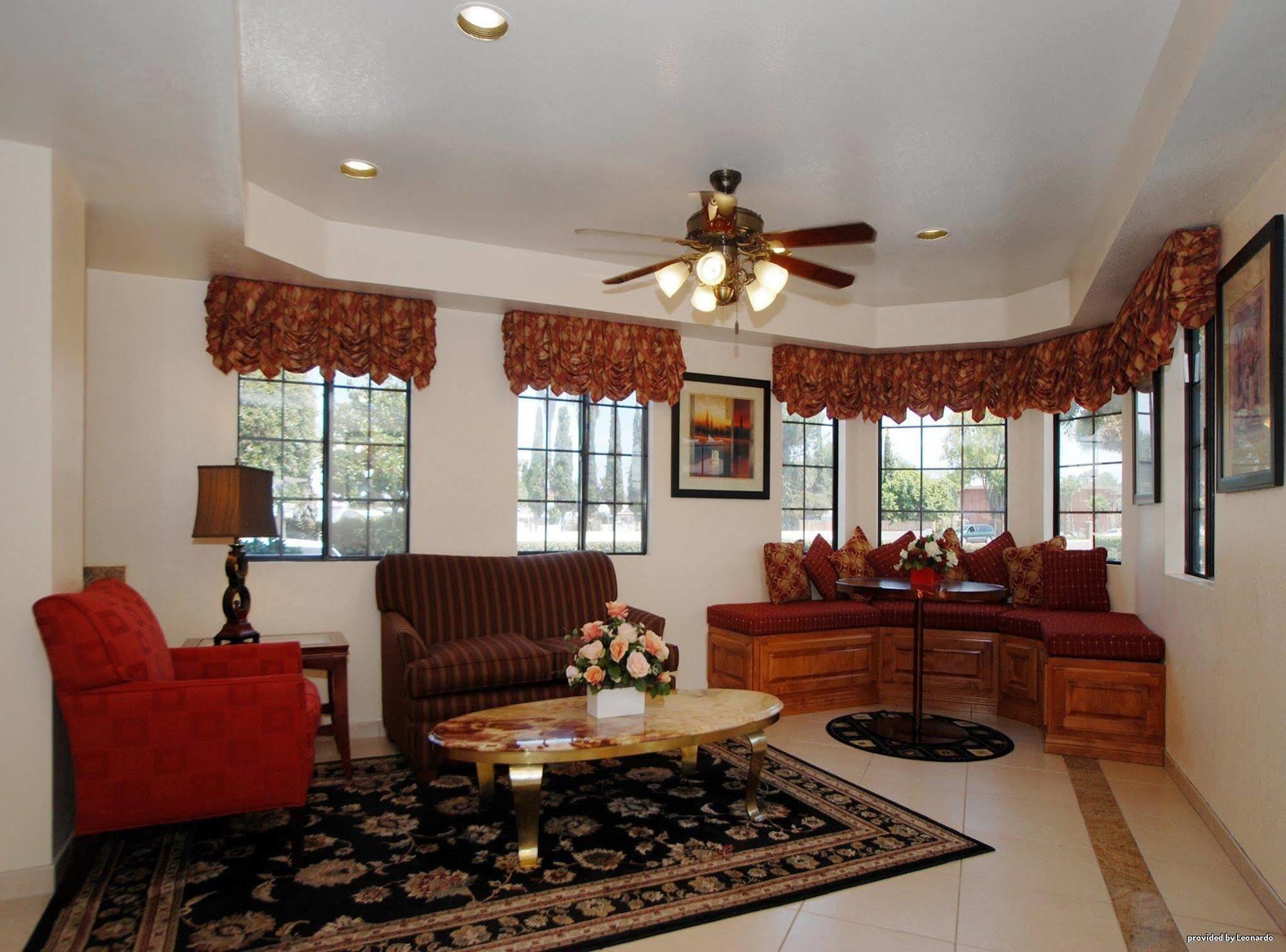 Rancho San Diego Inn & Suites El Cajon Δωμάτιο φωτογραφία