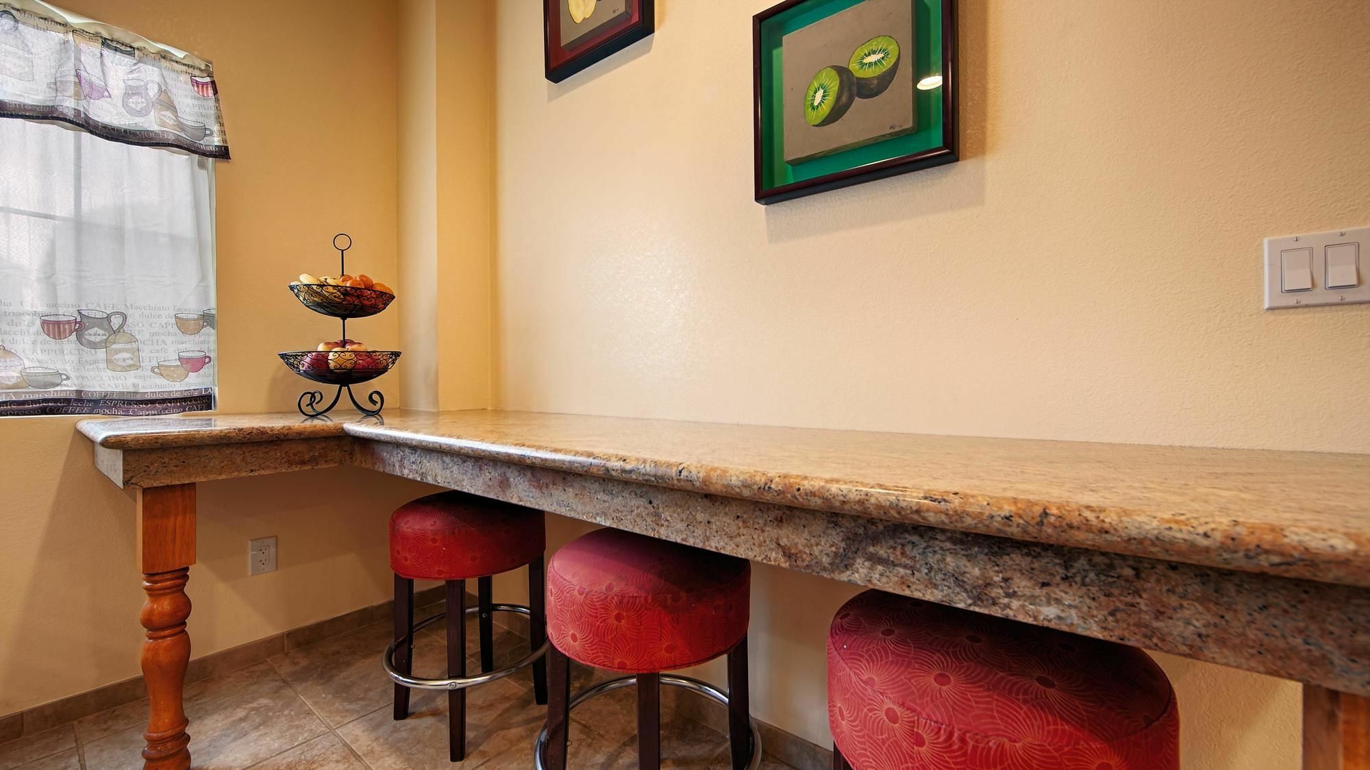 Rancho San Diego Inn & Suites El Cajon Εξωτερικό φωτογραφία